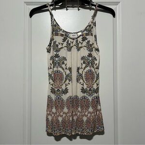 Daytrip Women’s Bohemian Style Ruffled Tank Top In Multi Floral Print